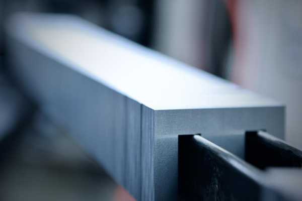 EI-LAMINATIONs